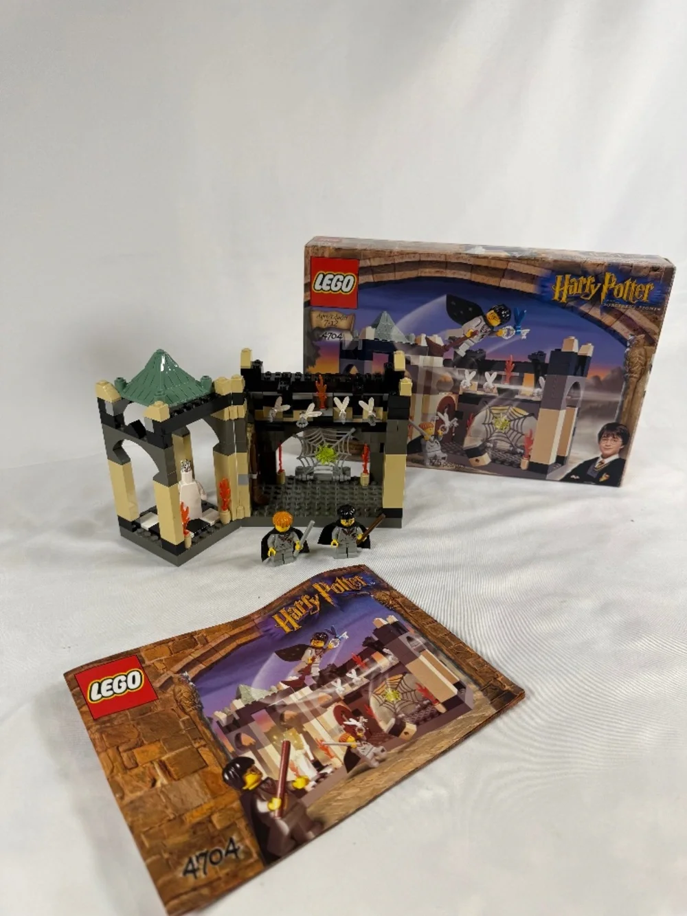 LEGO Harry Potter 4704 Chamber Winged Keys Complete Vintage 2001